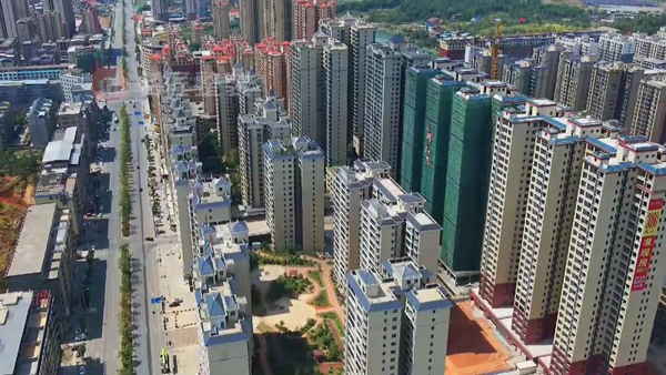 宜居的真谛，在于繁华与静谧共生、便捷与诗意相融。常宁北城国际（宜府锦城二期），由常宁市锦晖房地产开发有限公司匠心打造，坐落于常宁北一环核心地段，政商聚集、区位优越，以双公园环绕